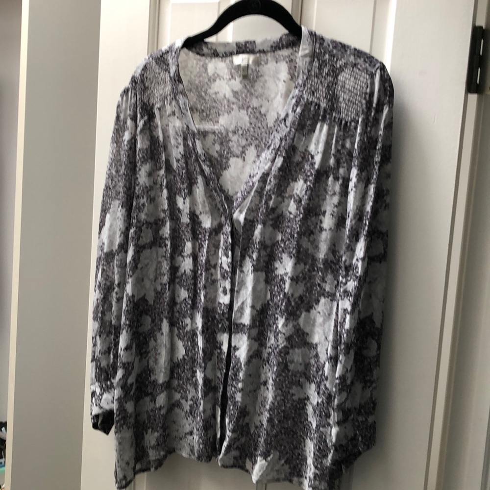 Joie 100% silk blouse size large.